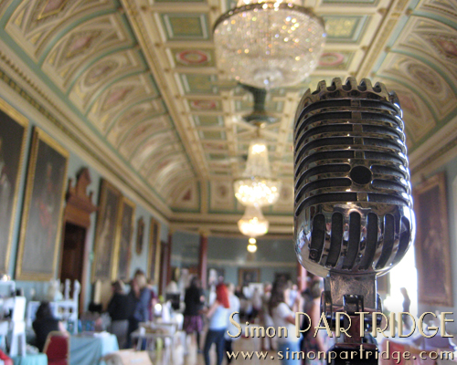 Vintage wedding singer's view of The Guildhall in Worcester