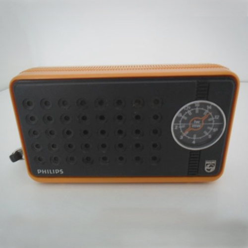 philips-1970s-orange-portable-transistor-radio